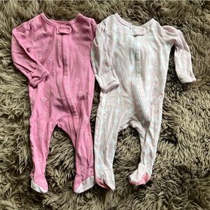 Baby girl 3-6 months footy zip up pajamas